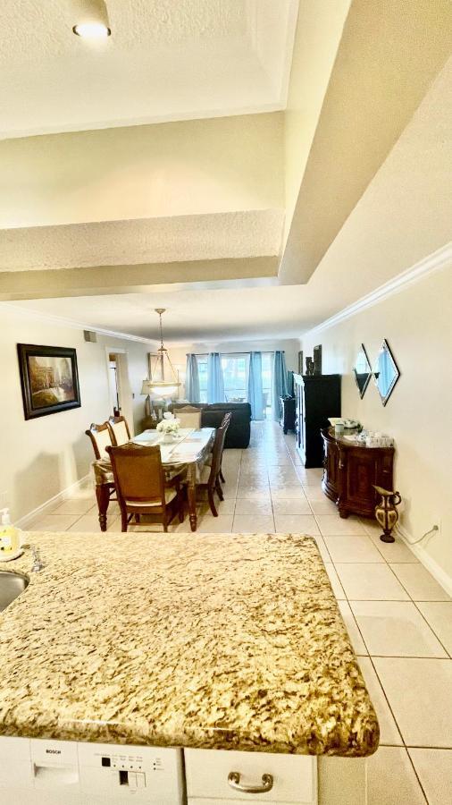 פומפנו ביץ' Lovely 2Bed 2Ba Vacation Rental Near The Beach מראה חיצוני תמונה